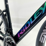 Ridley Noah 3.0 57cm / M – Black / Oil Slick Gloss – SRAM Red AXS 2×12
